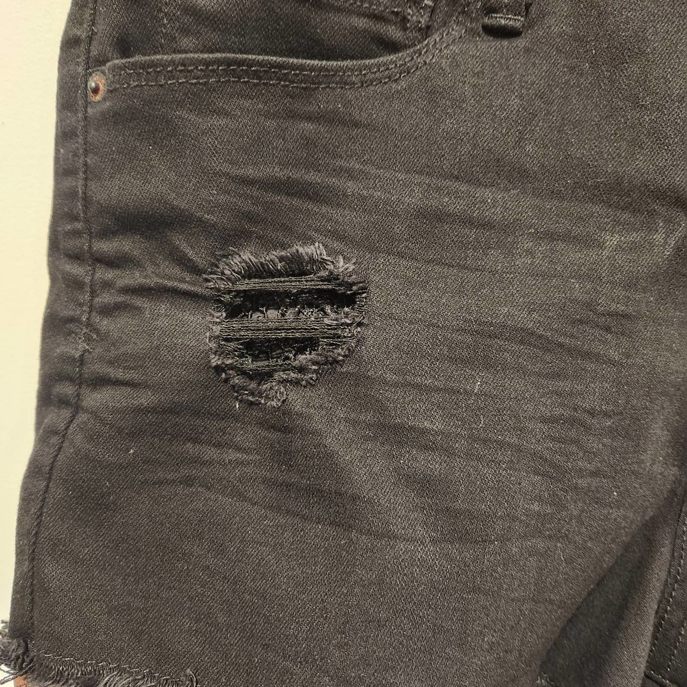 Mudd Womens Black High Rise Shortie Distressed Plus Size Shorts Size 15 Festival - Picture 2 of 7